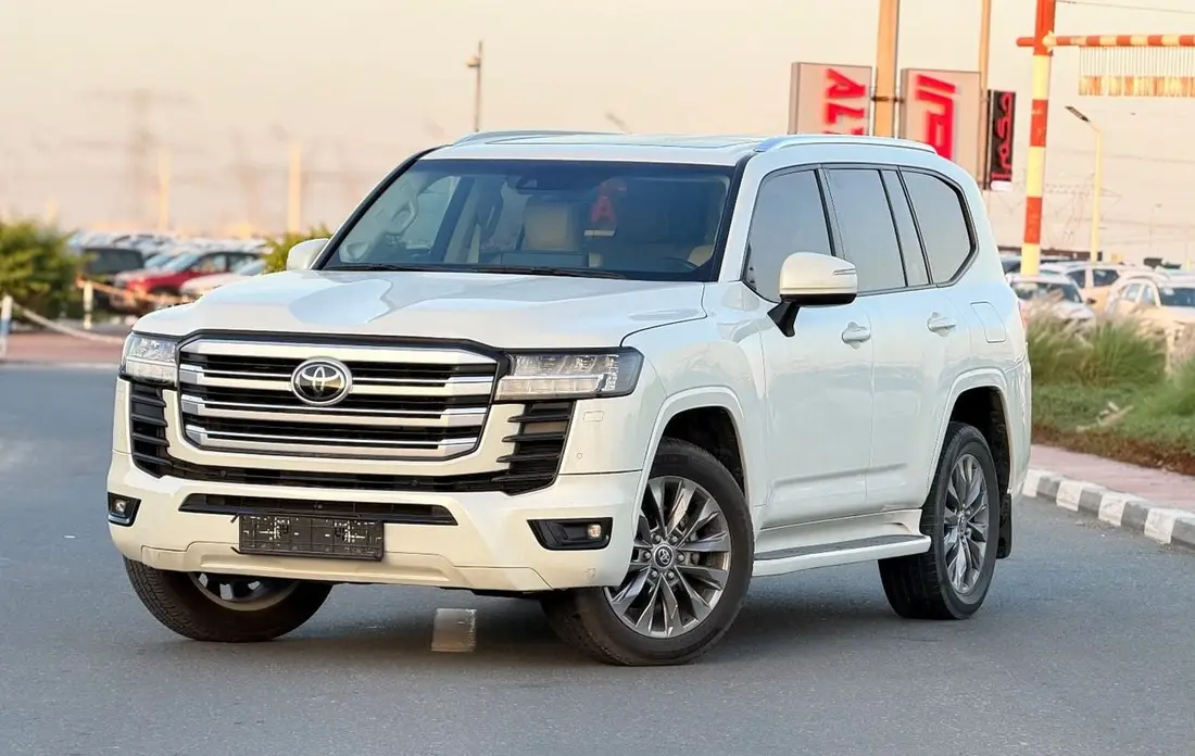 Toyota Land Cruiser GXR 2023