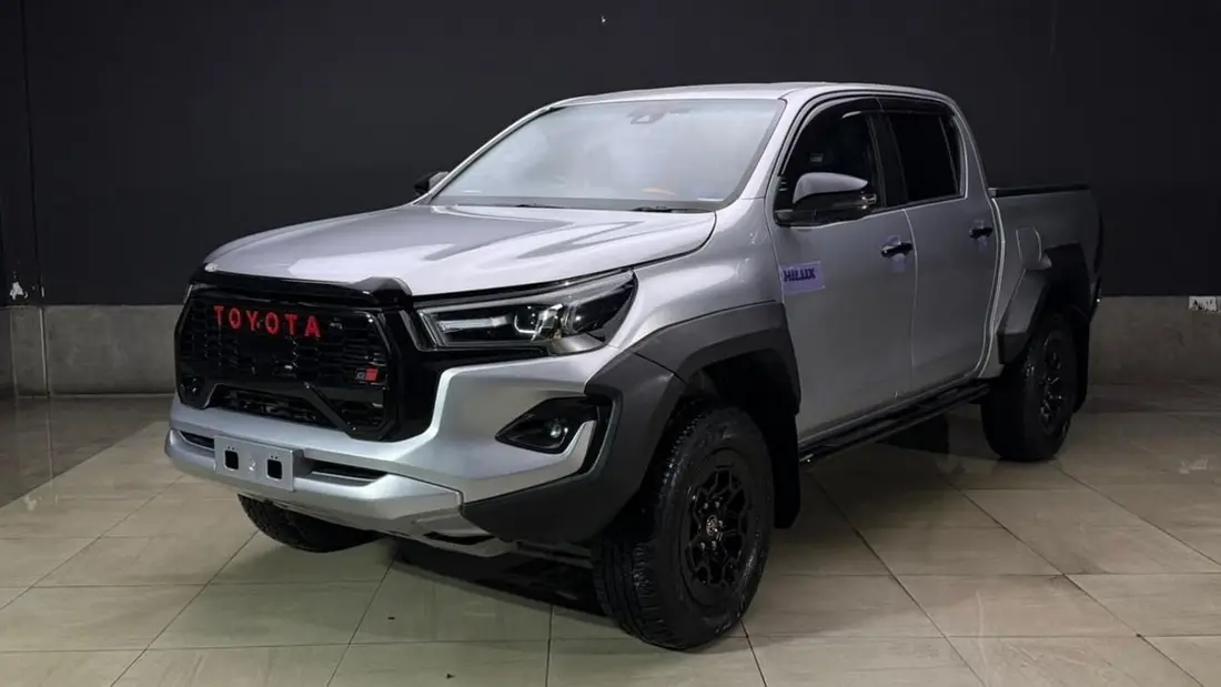Toyota Hilux GR SPORT 2025 – photo 1