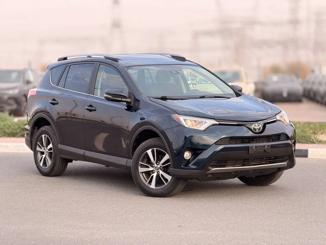 Toyota RAV4 XLE 2017