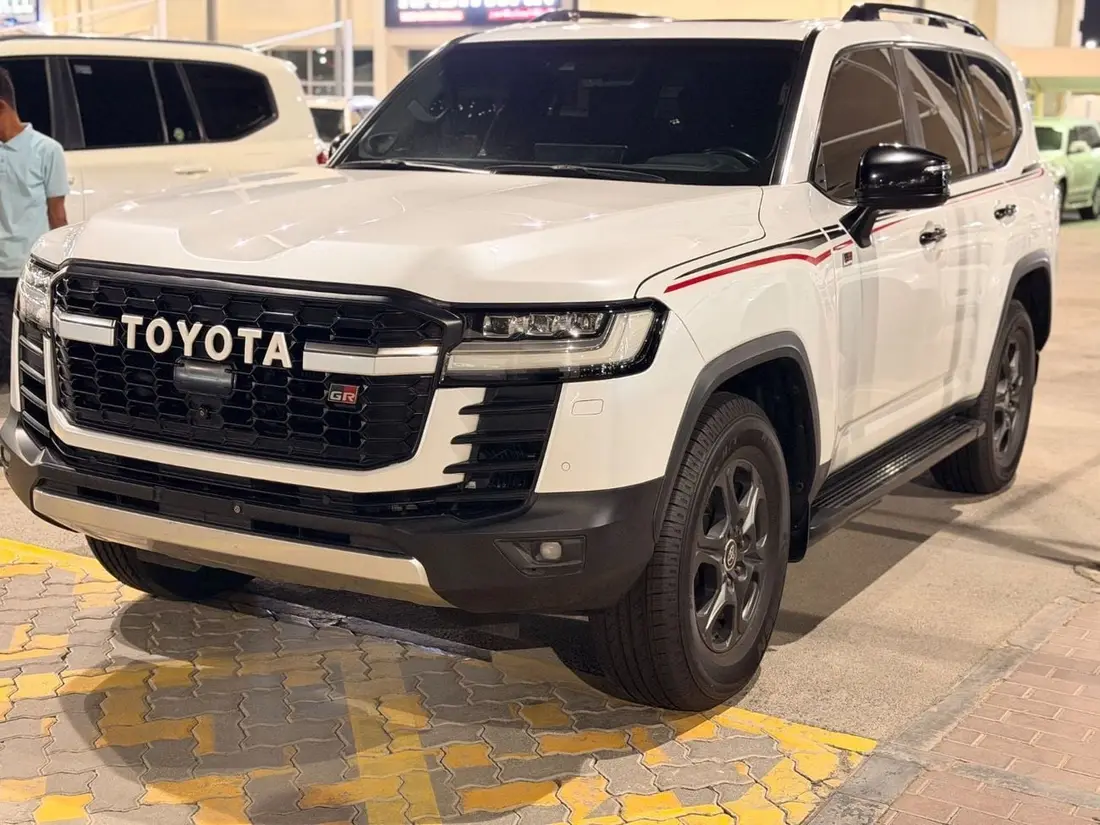 Toyota Land Cruiser HYBRID 2022
