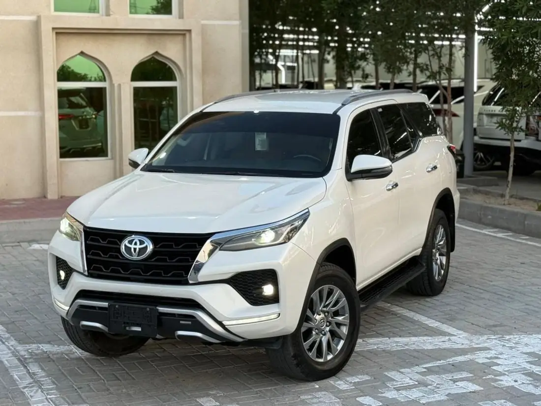 Toyota Fortuner VXR 2022