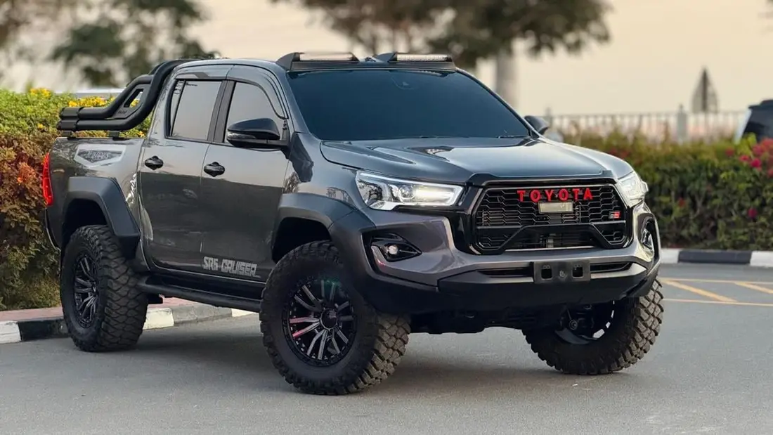Toyota Hilux GR SPORT 2023 – photo 1