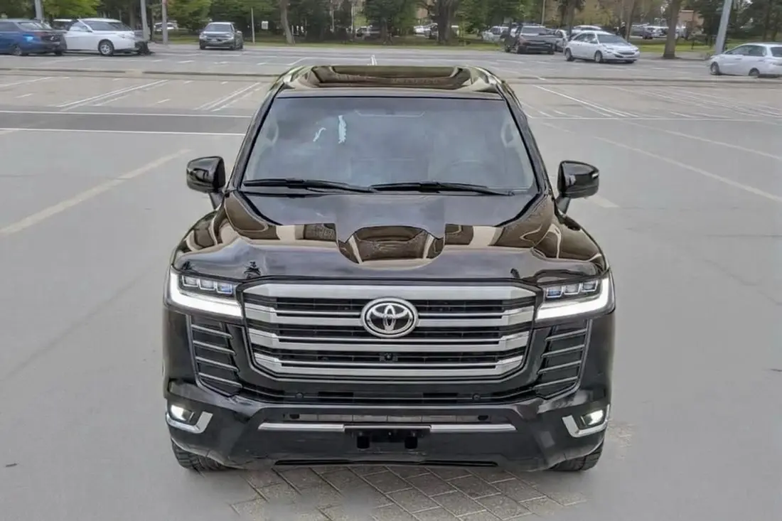 Toyota Land Cruiser 2018 – photo 1
