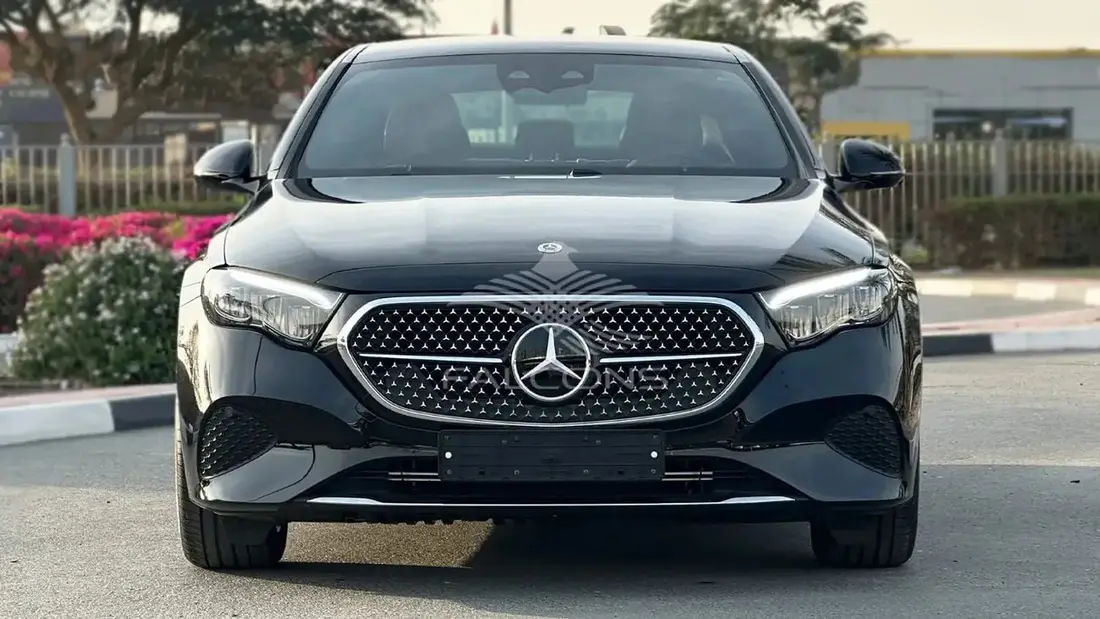 Mercedes-Benz E200 2026