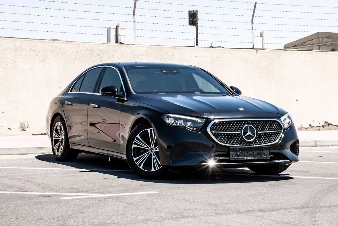 Mercedes-Benz E200 2025