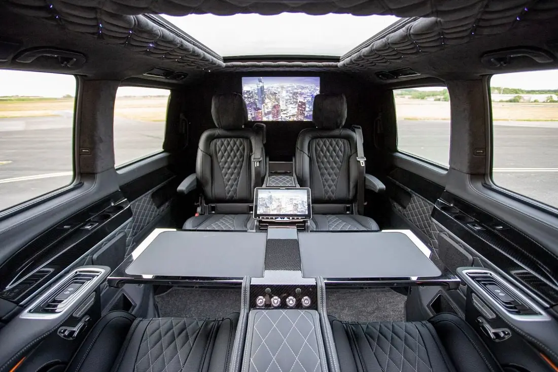 Mercedes-Benz V300 2027 – photo 1