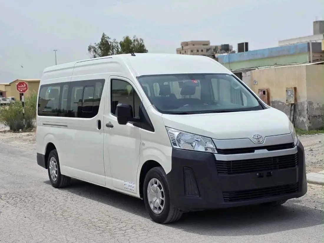 Toyota Hiace GL 2022 – photo 1