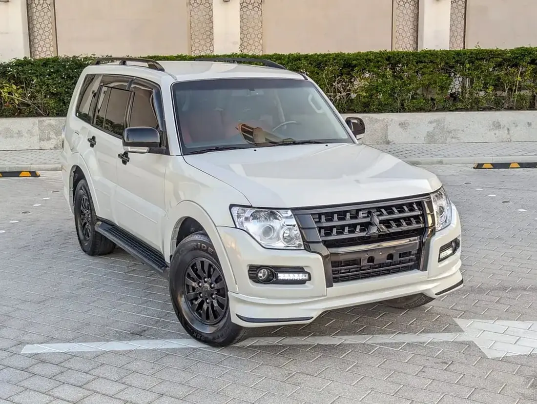 Mitsubishi Pajero GLS MIDLINE 2015