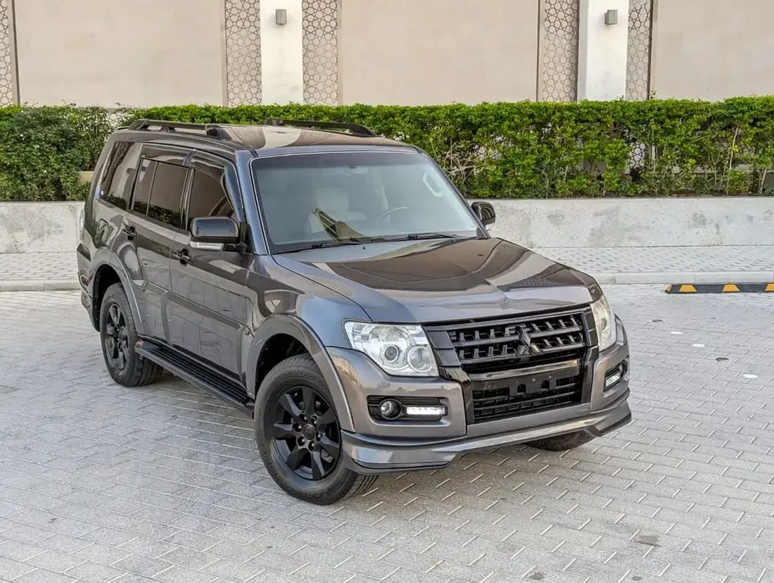 Mitsubishi Pajero GLS MIDLINE 2017