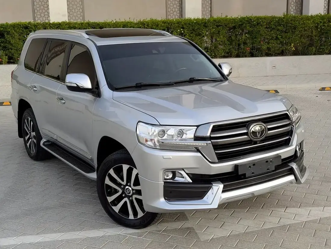 Toyota Land Cruiser 2019 – photo 1