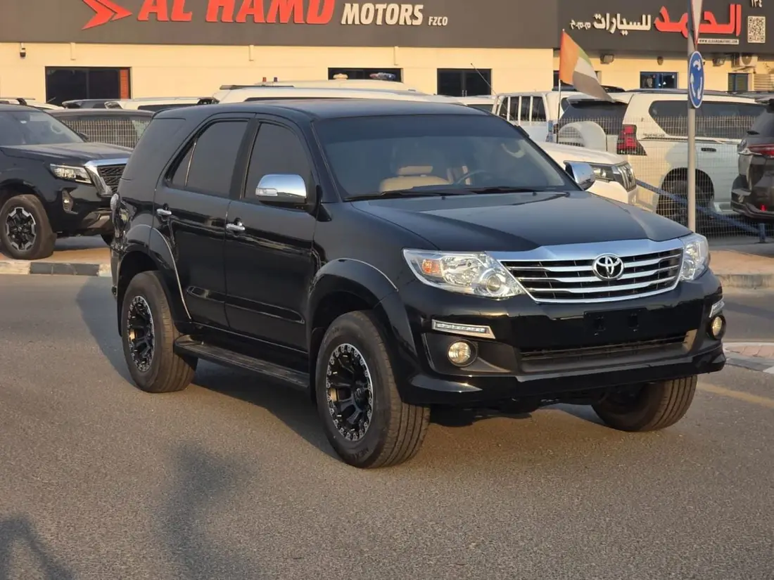 Toyota Fortuner 2015