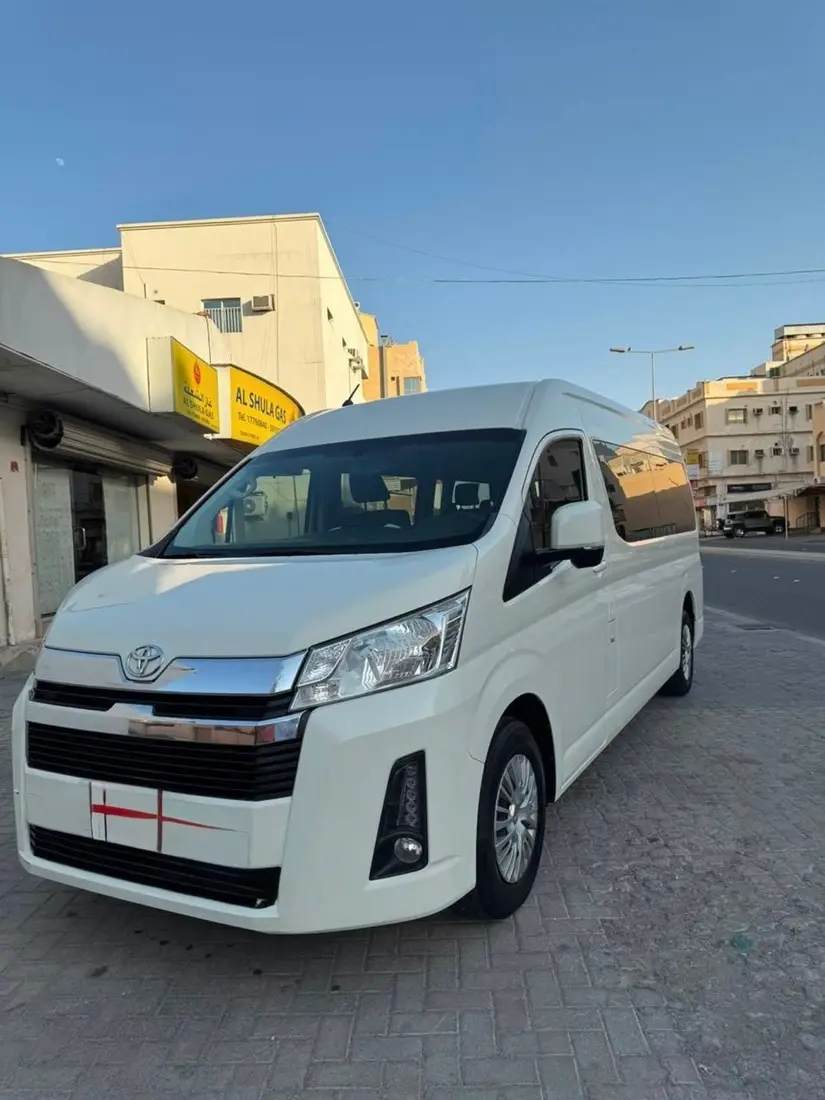 Toyota Hiace DLS – STANDARD ROOF 2023
